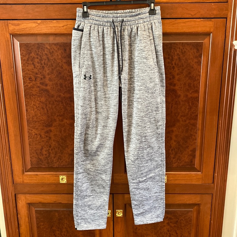 Under armor men’s S fleece sweatpants, space dyed heather gray, worn 2X 👍🏼cond